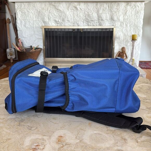 Michael Linnell Reflector Line Toss Pack Backpack Royal Blue Large Unisex - Picture 5 of 15